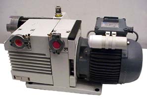 LEYBOLD ROTARY VANE MECHANICAL VACUUM PUMP 13.4 CFM