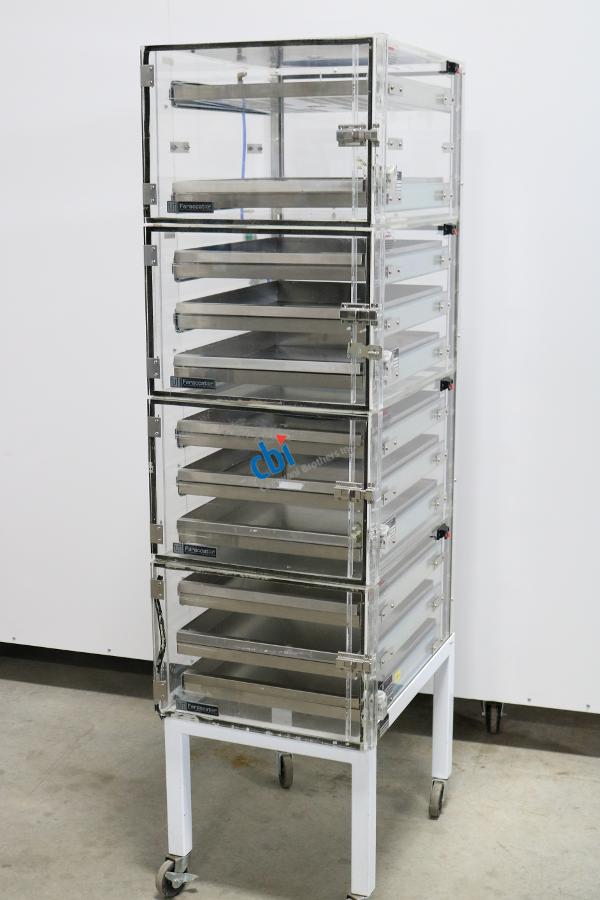 TERRA UNIVERSAL FOUR COMPARTMENT DESICCATOR BOX