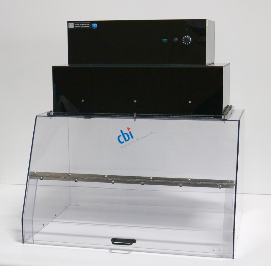 TERRA UNIVERSAL INC. SMALL SINGLE UNIVERSAL FUME HOOD WITH LAMINAR FLOW BLOWER