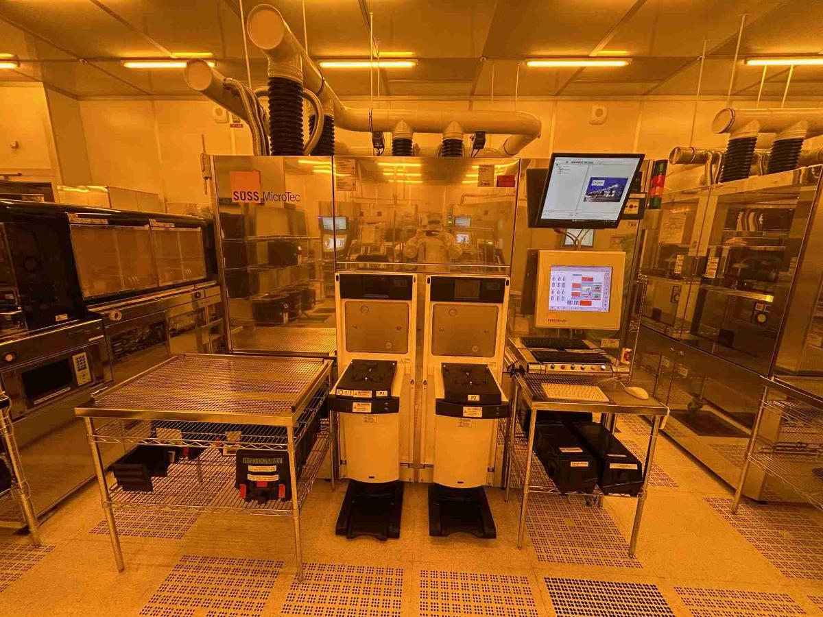 Cluster Tool: LITV65-01